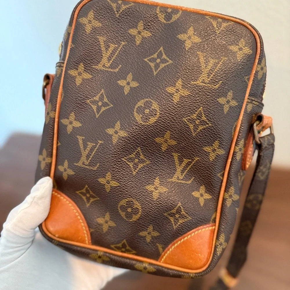 Vintage Louis Vuitton Amazon 100% Authentic‎